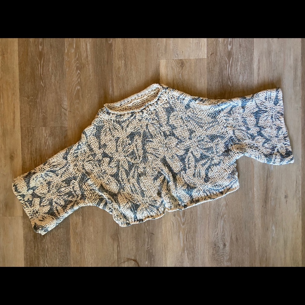 Urban outfitters crop sweater